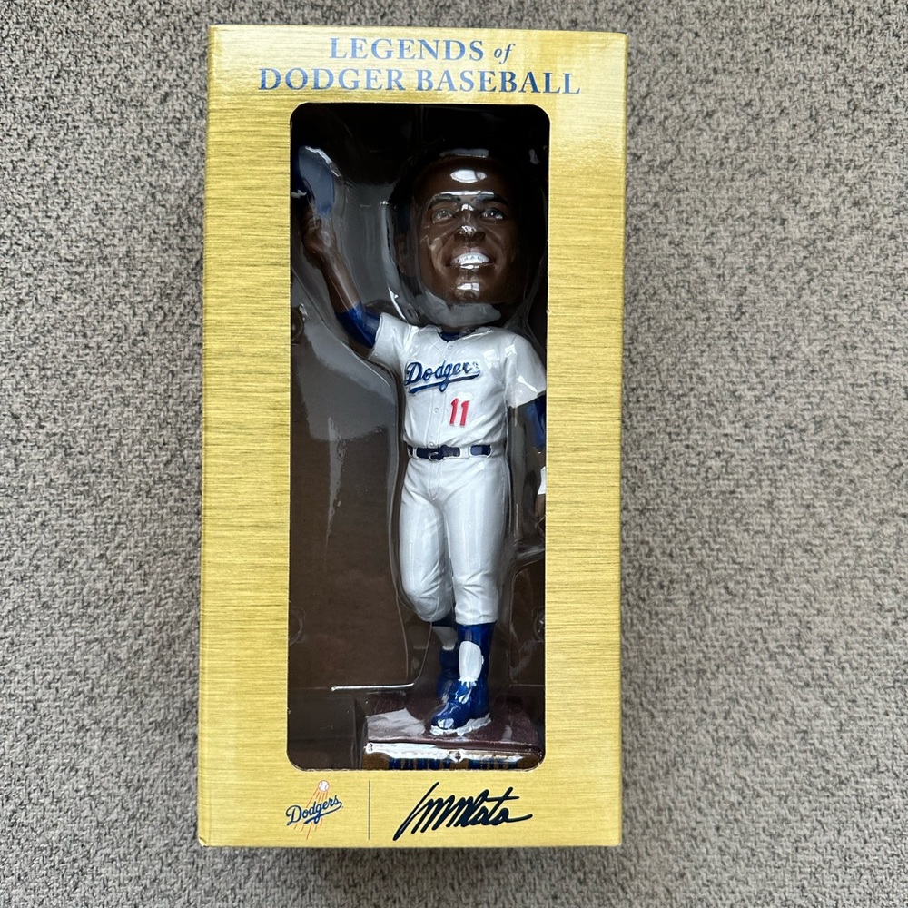 Legends of Dodger Baseball- Manny Mota bobble head